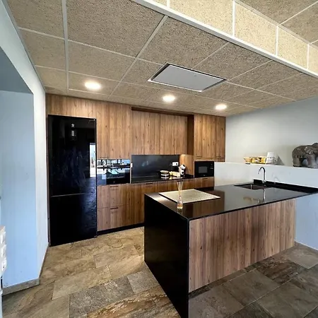 וילה Apartament Llevant 8